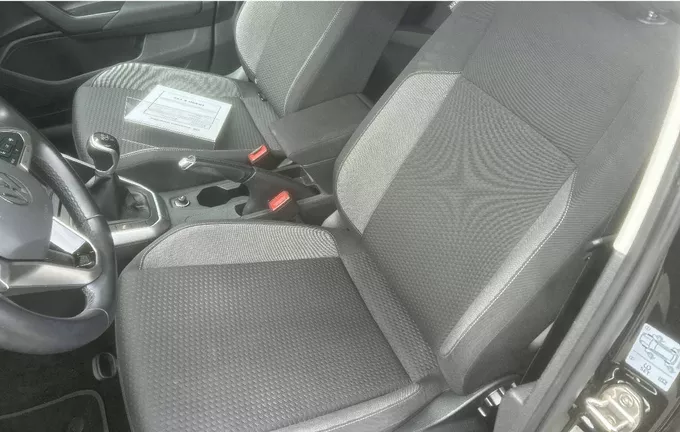 VOLKSWAGEN POLO 1.0 TSI 95 S&S BVM5 Life Plus extérieur trois quart arrière droit 2127934