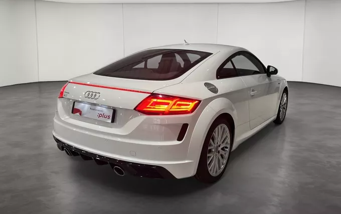 AUDI TT Coupé 45 TFSI 245 S tronic 7 Quattro S line extérieur trois quart arrière droit 2131950