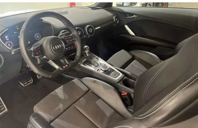 AUDI TT Coupé 45 TFSI 245 S tronic 7 Quattro S line photo 18 2131950