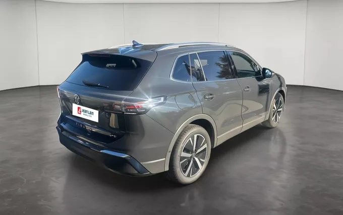 VOLKSWAGEN TIGUAN 1.5 eTSI 150ch DSG7 Elegance extérieur trois quart arrière droit 5396