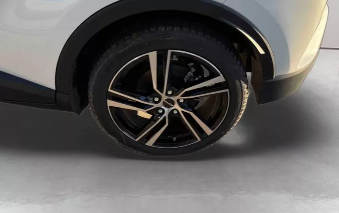 TOYOTA C-HR Hybride 2.0L Design Ultimate photo 9 1103880