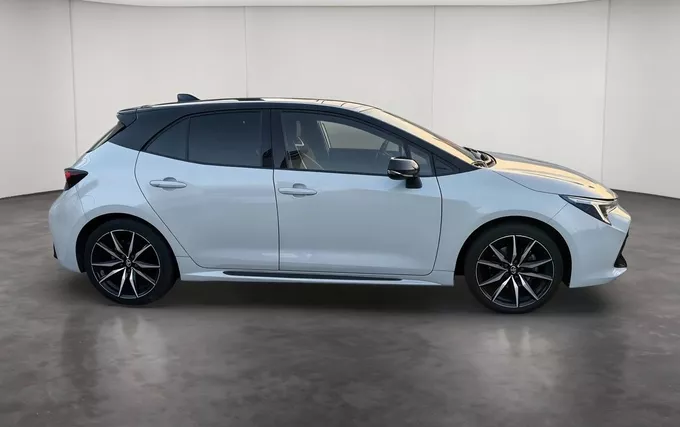 TOYOTA COROLLA HYBRIDE 196ch GR Sport extérieur côté droit 1104117