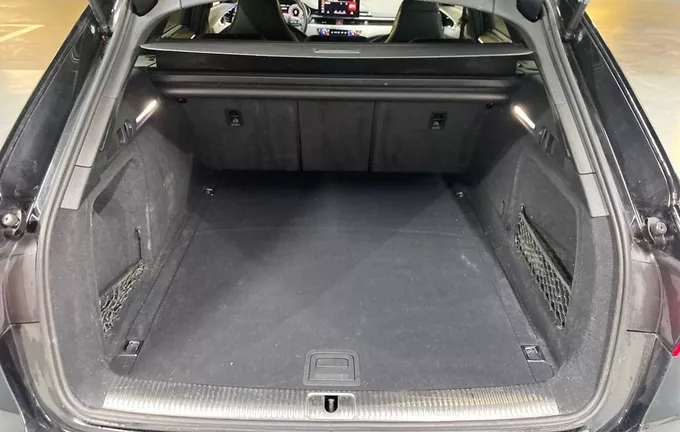 AUDI A4 Avant 35 TDI 163 S tronic 7 S Edition photo 10 2130143