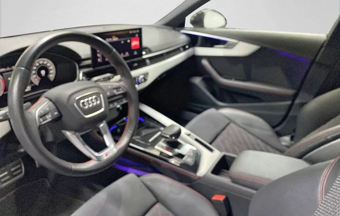 AUDI A4 Avant 35 TDI 163 S tronic 7 S Edition photo 11 2130143