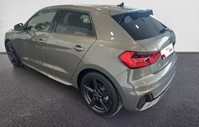 AUDI A1 Sportback 35 TFSI 150 ch S tronic 7 S Line extérieur trois quart arrière gauche 2130529