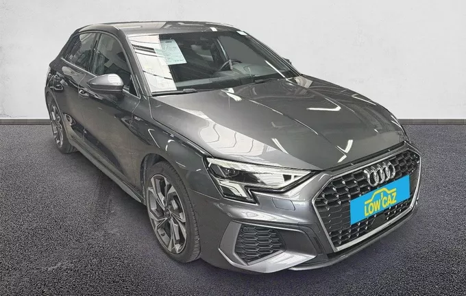AUDI A3 Sportback 40 TFSIe 204 S tronic 6 S Line extérieur trois quart avant droit 213056