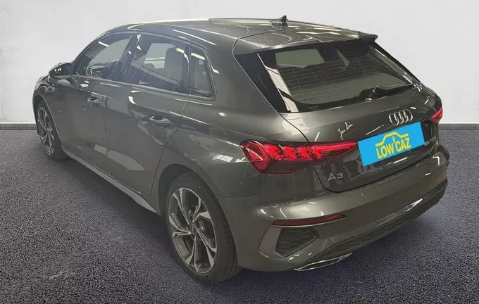 AUDI A3 Sportback 40 TFSIe 204 S tronic 6 S Line extérieur trois quart arrière gauche 213056