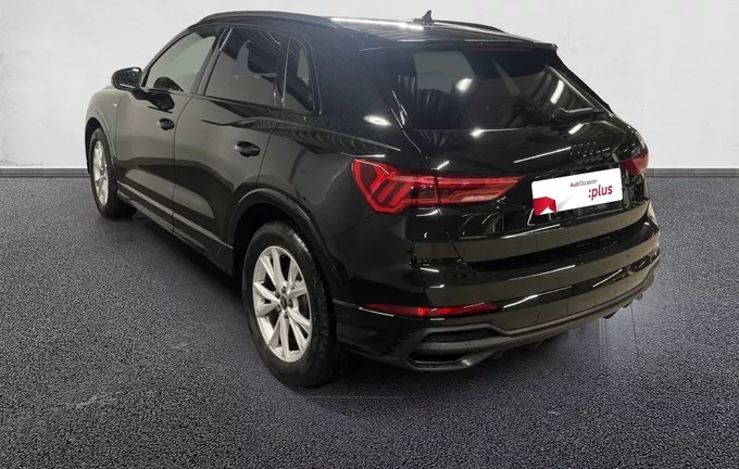 AUDI Q3 35 TFSI 150 ch S tronic 7 S line plus extérieur trois quart arrière gauche 2121995