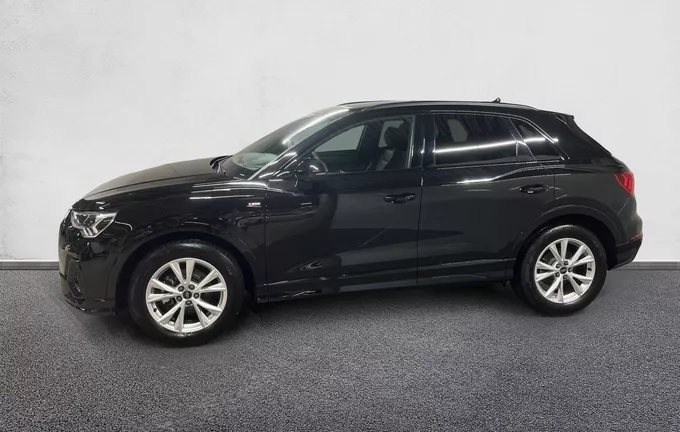 AUDI Q3 35 TFSI 150 ch S tronic 7 S line plus extérieur côté gauche 2121995