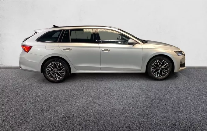 SKODA OCTAVIA Combi 1.5 TSI Hybrid 150 ch ACT DSG7 Selection extérieur côté droit 2131902