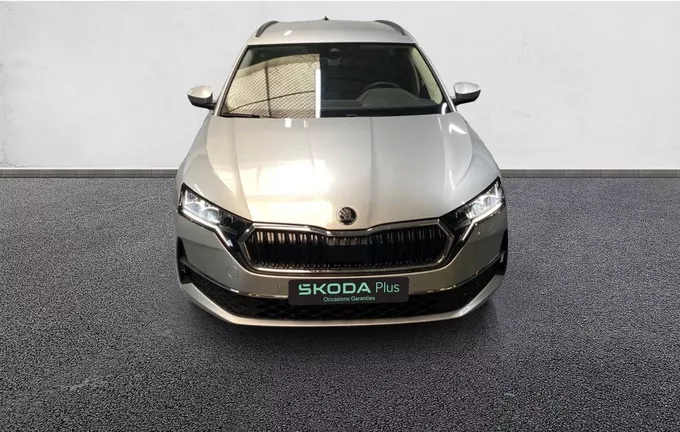 SKODA OCTAVIA Combi 1.5 TSI Hybrid 150 ch ACT DSG7 Selection photo 9 2131902