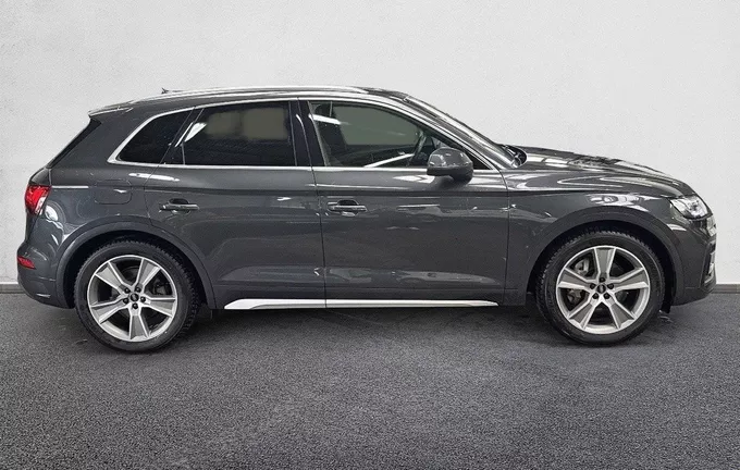 AUDI Q5 40 TDI 204 S tronic 7 Quattro Avus extérieur côté droit 212257