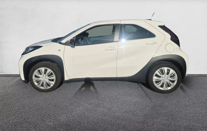 TOYOTA AYGO X 1.0 VVT-i 72 Dynamic extérieur côté gauche 1103809