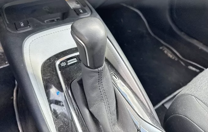 TOYOTA COROLLA HYBRIDE 180h Collection photo 13 1103333