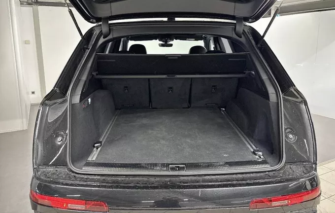 AUDI Q7 60 TFSI e 462 Tiptronic 8 Quattro Competition photo 10 216470