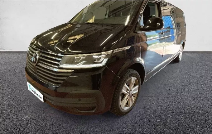 VOLKSWAGEN UTILITAIRES CARAVELLE 6.1 2.0 TDI 204 BMT Longue DSG7 4Motion Confortline extérieur trois quart avant gauche 105480