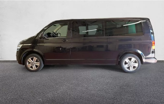 VOLKSWAGEN UTILITAIRES CARAVELLE 6.1 2.0 TDI 204 BMT Longue DSG7 4Motion Confortline extérieur trois quart arrière gauche 105480
