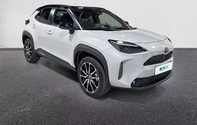 TOYOTA YARIS CROSS Hybride 130h 2WD GR SPORT extérieur trois quart avant droit 946205