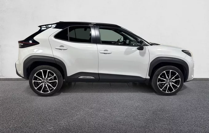 TOYOTA YARIS CROSS Hybride 130h 2WD GR SPORT extérieur côté droit 946205
