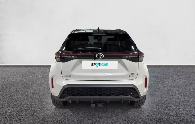 TOYOTA YARIS CROSS Hybride 130h 2WD GR SPORT extérieur trois quart arrière droit 946205