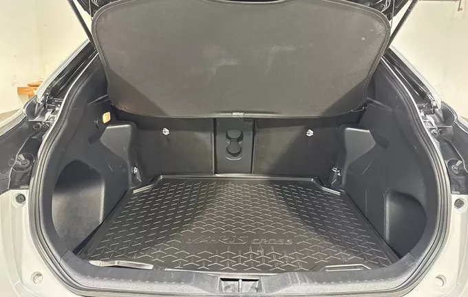 TOYOTA YARIS CROSS Hybride 130h 2WD GR SPORT extérieur arrière 946205
