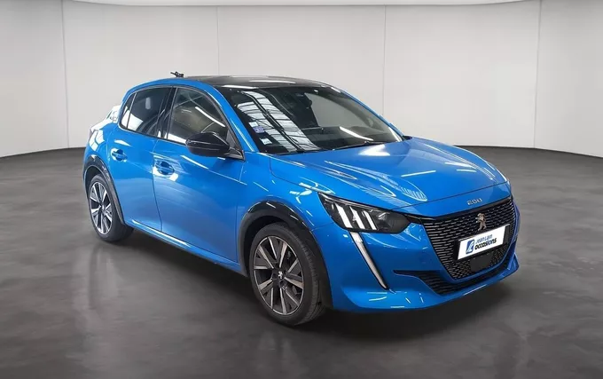 PEUGEOT 208 PureTech 100 S&S BVM6 GT extérieur trois quart avant droit 946643
