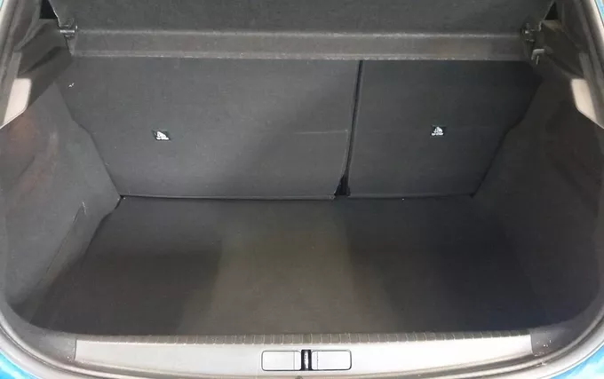 PEUGEOT 208 PureTech 100 S&S BVM6 GT photo 10 946643