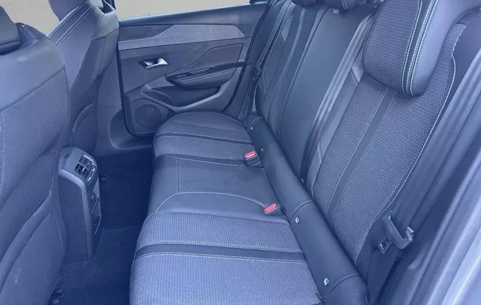 PEUGEOT 308 BlueHDi 130ch S&S EAT8 Allure photo 12 946107