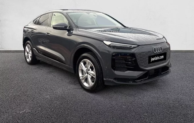 AUDI Q6 E-TRON SPORTBACK 387 ch 100 kWh quattro Design extérieur trois quart avant droit 0472