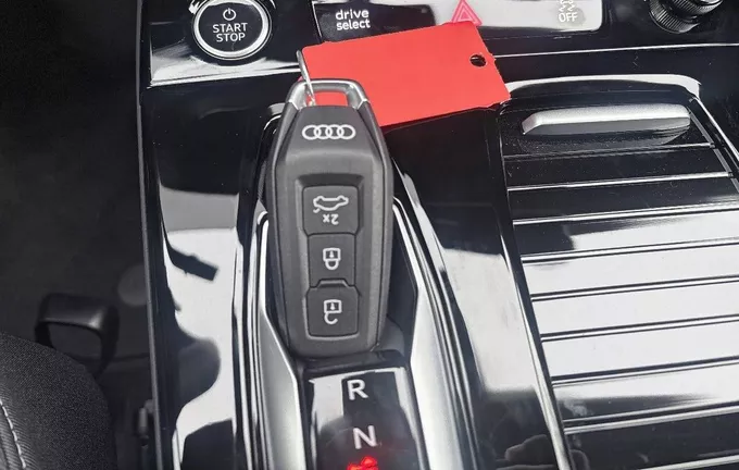 AUDI Q6 E-TRON SPORTBACK 387 ch 100 kWh quattro Design photo 19 0472