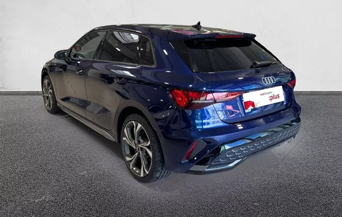 AUDI A3 Sportback TFSI Mild Hybrid 150 S tronic 7 S line extérieur trois quart arrière gauche 2128554
