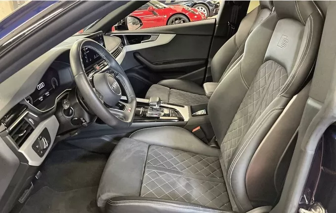 AUDI A5 Sportback 40 TDI 204 S tronic 7 Competition extérieur trois quart arrière droit 3014682