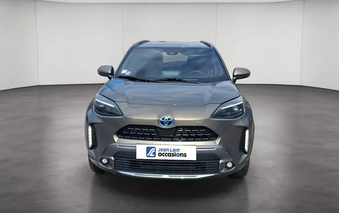 TOYOTA YARIS CROSS Hybride 116h AWD-i Trail (marchepieds standardisés) extérieur avant 1104012