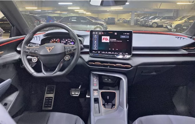 CUPRA TERRAMAR 1.5 eTSI Hybrid 150 ch DSG7 V extérieur trois quart avant droit 2131970