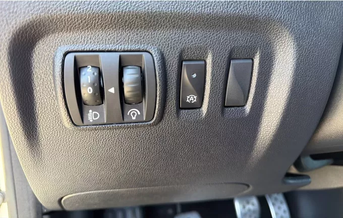 RENAULT CAPTUR dCi 90 Energy Intens photo 18 213191