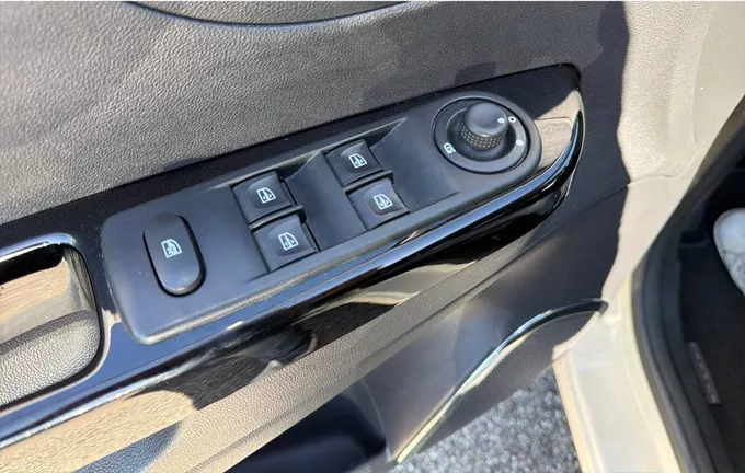 RENAULT CAPTUR dCi 90 Energy Intens photo 19 213191