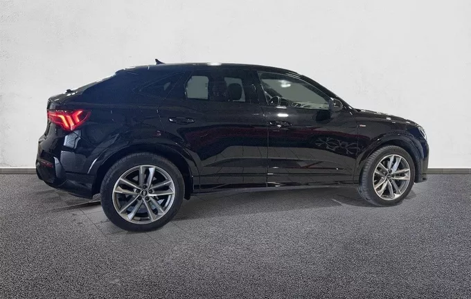 AUDI Q3 Sportback 45 TFSIe 245 ch S tronic 6 S line extérieur côté droit 2127741