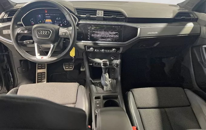 AUDI Q3 Sportback 45 TFSIe 245 ch S tronic 6 S line photo 18 2127741
