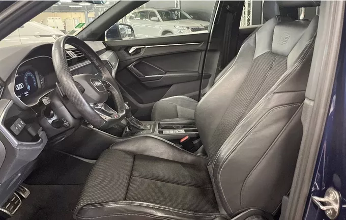 AUDI Q3 Sportback 35 TFSI 150 ch S tronic 7 S line extérieur trois quart arrière droit 460311