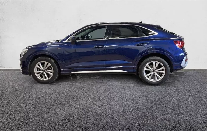AUDI Q3 Sportback 35 TFSI 150 ch S tronic 7 S line extérieur trois quart arrière gauche 460311