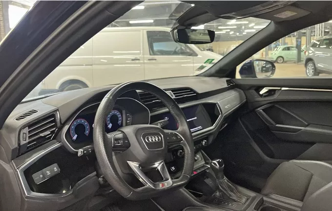 AUDI Q3 Sportback 35 TFSI 150 ch S tronic 7 S line photo 13 460311