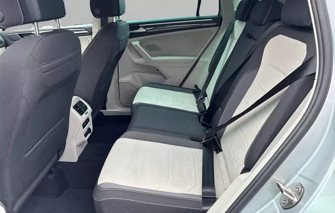 VOLKSWAGEN TIGUAN 1.4 eHybrid 245ch DSG6 Elegance photo 17 2128524