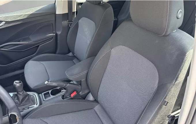 SKODA FABIA 1.0 TSI 95 ch BVM5 Ambition extérieur trois quart arrière droit 2129470