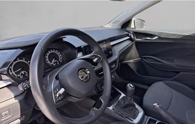 SKODA FABIA 1.0 TSI 95 ch BVM5 Ambition photo 13 2129470