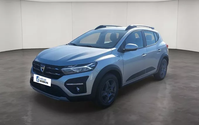 DACIA SANDERO TCe 90 - 22 Stepway Confort extérieur trois quart avant gauche 2131874
