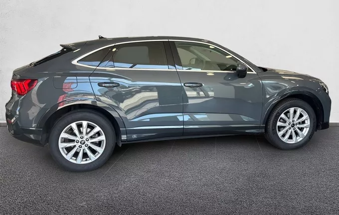 AUDI Q3 Sportback 35 TFSI 150 ch S tronic 7 Design extérieur côté droit 2129958
