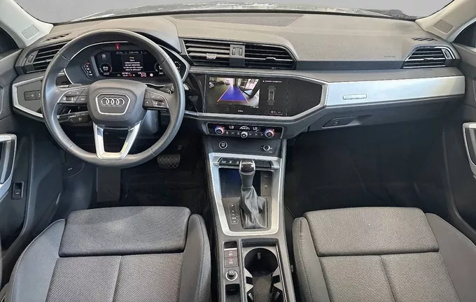 AUDI Q3 Sportback 35 TFSI 150 ch S tronic 7 Design photo 18 2129958