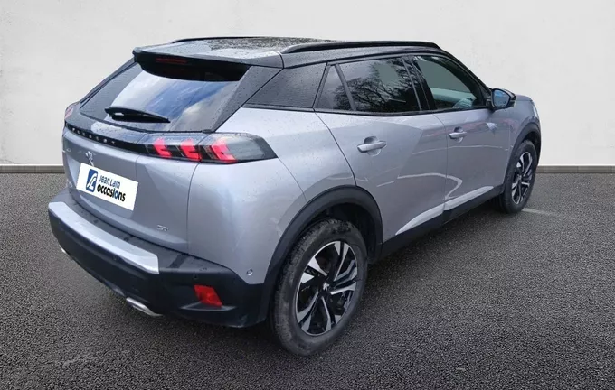 PEUGEOT 2008 PureTech 130 S&S EAT8 GT Pack extérieur trois quart arrière droit 2112445