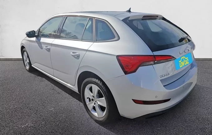 SKODA SCALA 1.6 TDI 116 ch DSG7 Business extérieur trois quart arrière gauche 212889