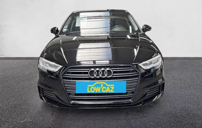 AUDI A3 Sportback 35 TFSI CoD 150 S tronic 7 Midnight Series extérieur avant 213679